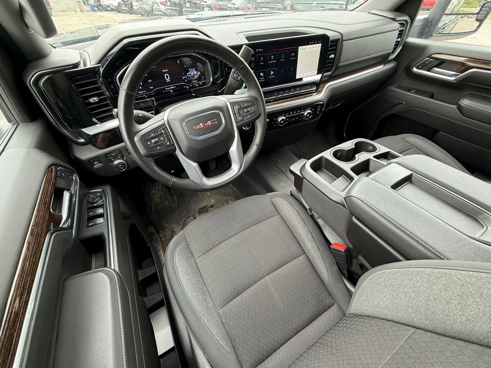 Used 2024 GMC Sierra 2500 SLE AWD/4WD image 20