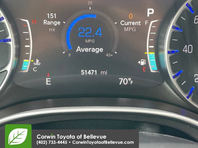 Used 2024 Chrysler Pacifica Touring-L FWD image 10