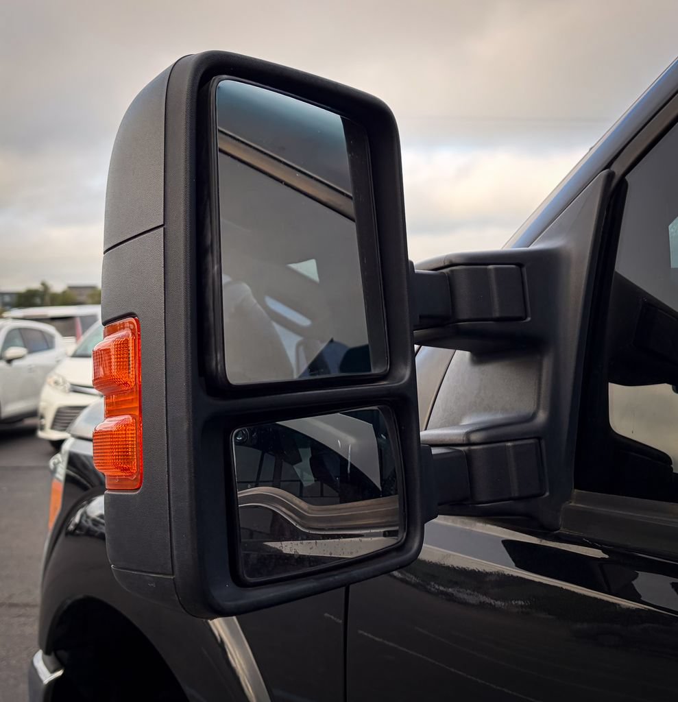 Used 2011 Ford F250 Lariat w/ Lariat Ultimate Pkg AWD/4WD image 28