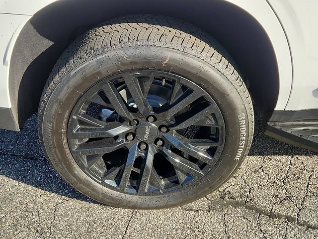 New 2026 GMC Yukon Elevation w/ LPO, Elevation Black Package AWD/4WD image 5