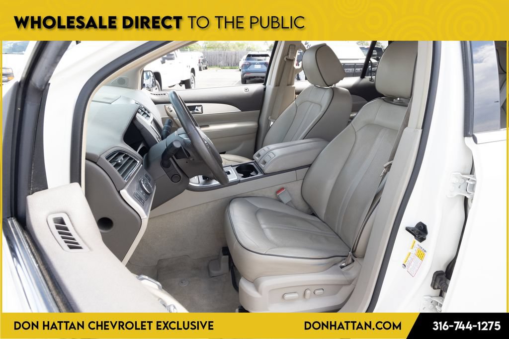 Used 2013 Lincoln MKX FWD image 16