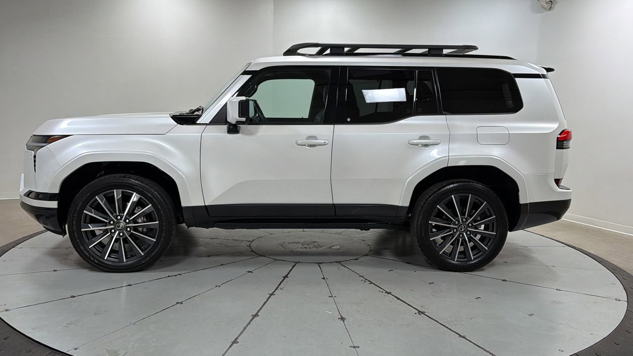 Used 2024 Lexus GX 550 550 Luxury+ w/ Accessory Package (Z1) image 8