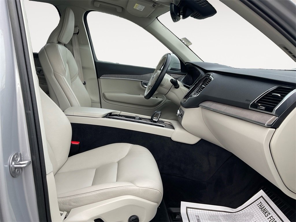 Certified 2023 Volvo XC90 B6 Plus w/ Protection Package image 15
