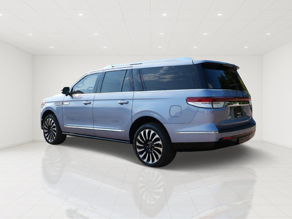 Used 2024 Lincoln Navigator L Black Label AWD/4WD image 4