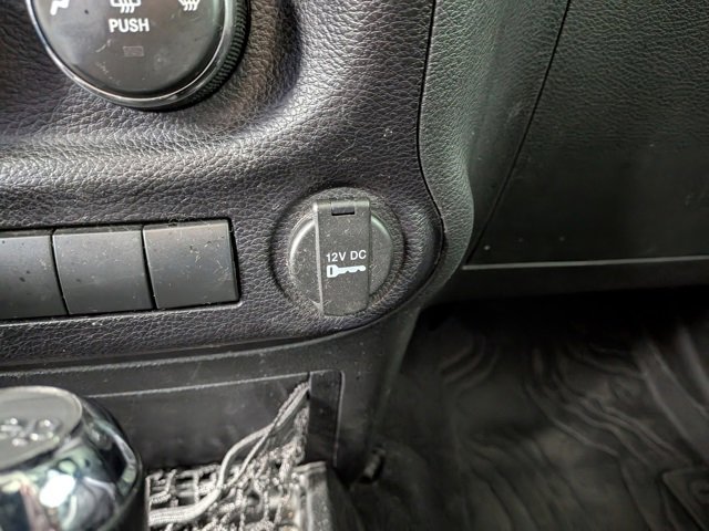 Used 2015 Jeep Wrangler Unlimited Sport w/ Quick Order Package 24S image 9