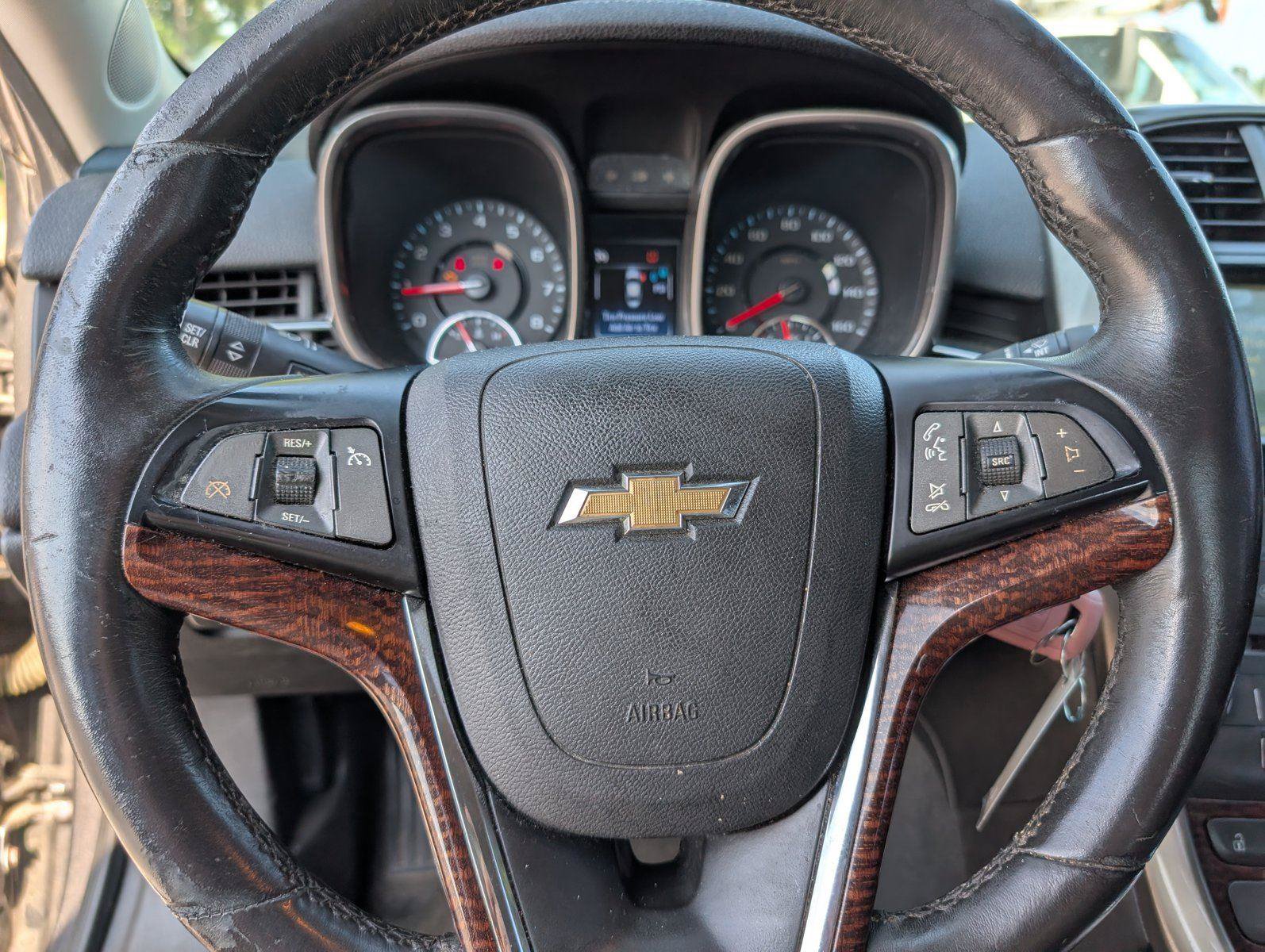 Used 2013 Chevrolet Malibu LT FWD image 23