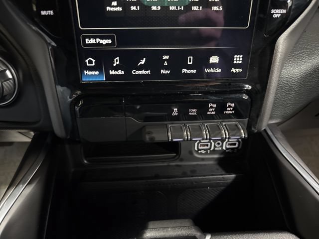 Used 2022 RAM 1500 Laramie w/ Night Edition AWD/4WD image 23