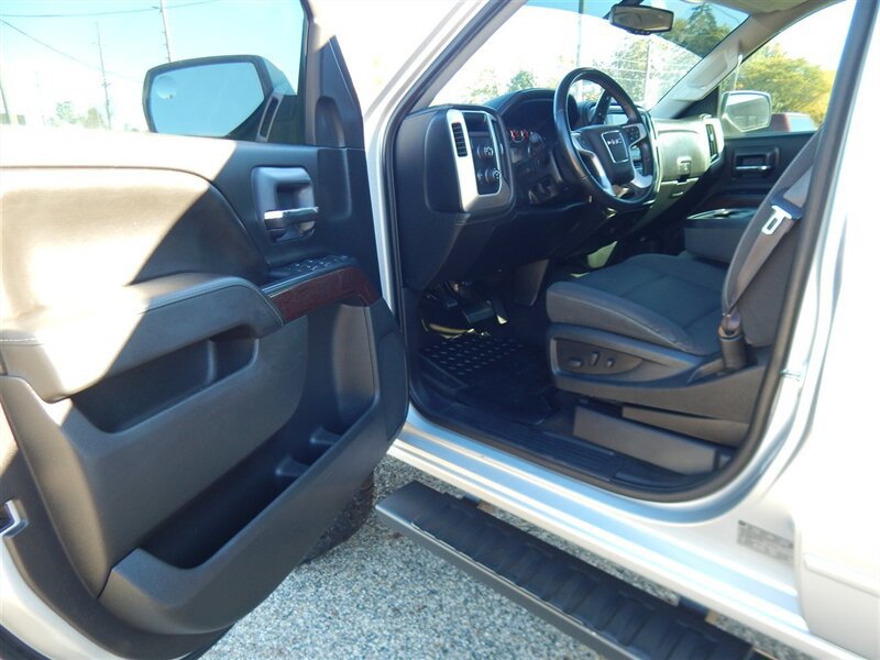 Used 2016 GMC Sierra 1500 SLE w/ SLE Value Package AWD/4WD image 23