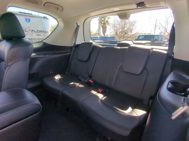 Used 2021 Nissan Armada Platinum w/ Captain's Chairs Package image 16