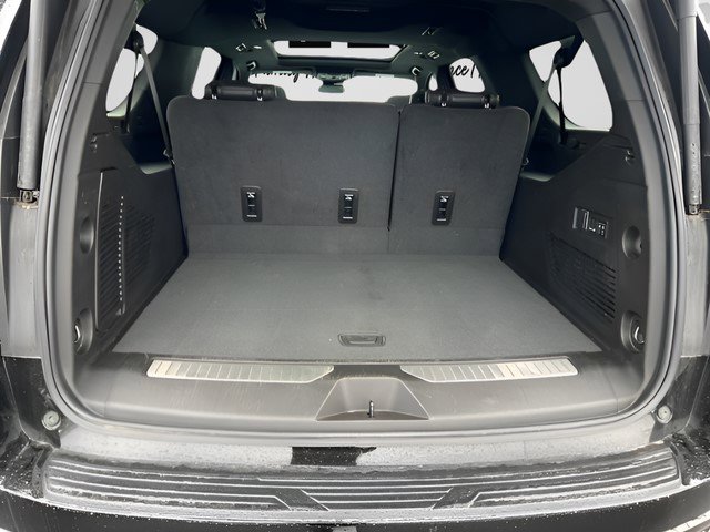 Certified 2024 Chevrolet Suburban RST w/ Luxury Package AWD/4WD image 20