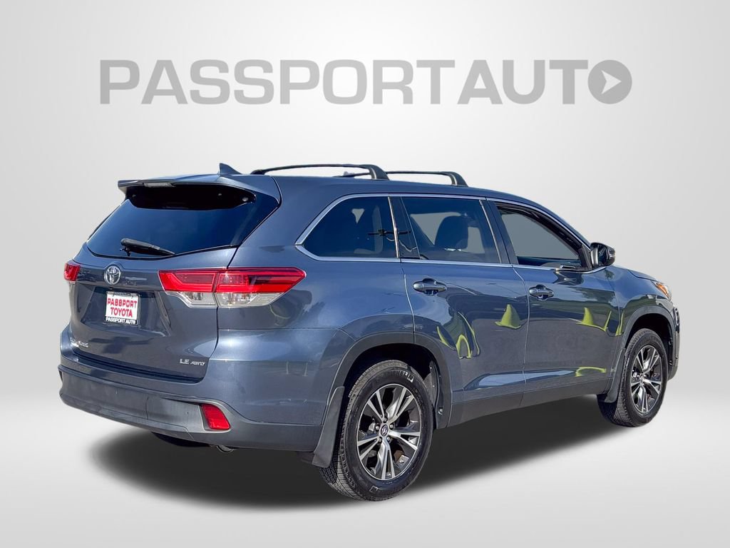 Used 2019 Toyota Highlander Plus AWD/4WD image 8