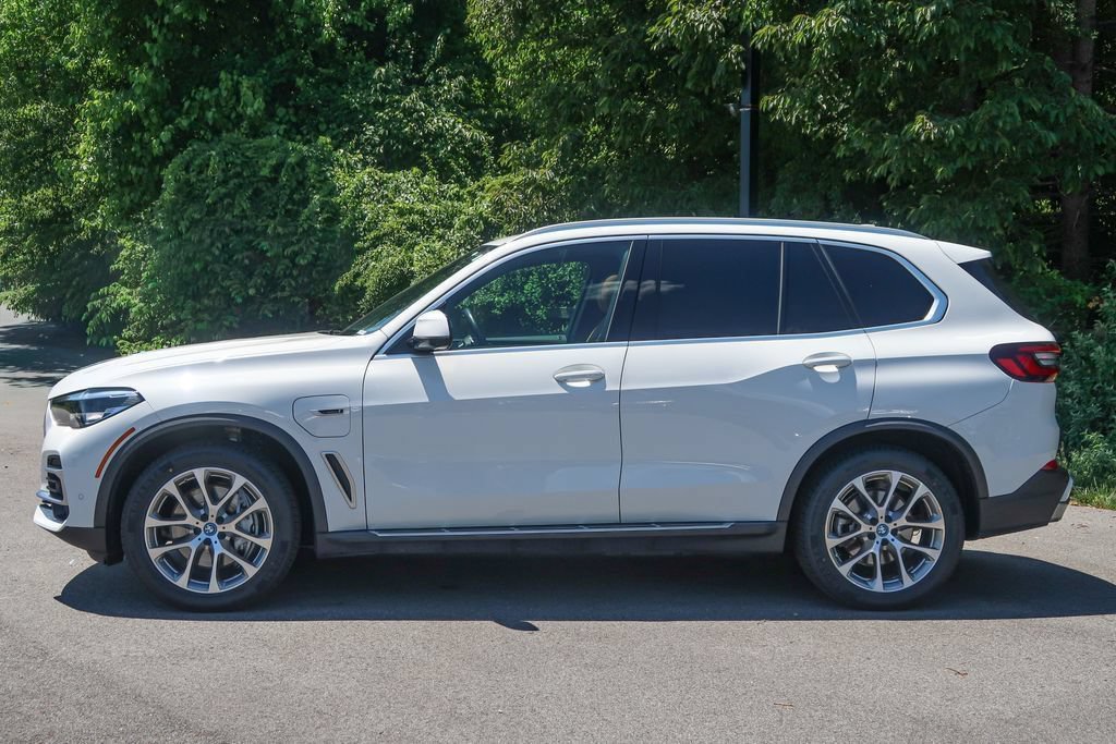 Used 2023 BMW X5 xDrive45e AWD/4WD image 2