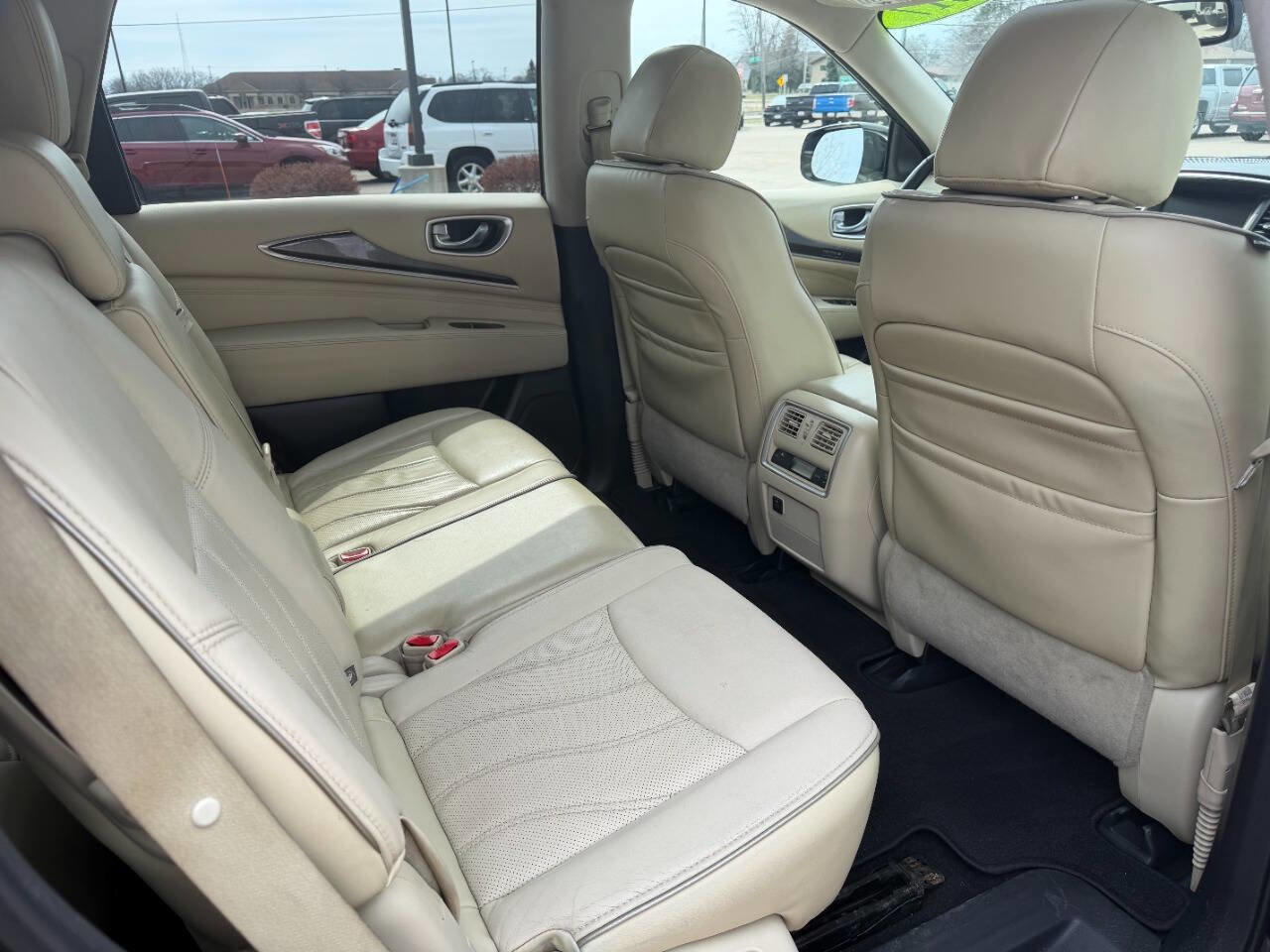 Used 2017 INFINITI QX60 AWD w/ Premium Plus Package image 15