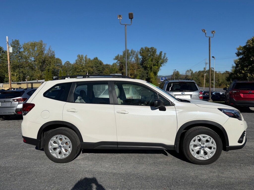 Certified 2022 Subaru Forester image 8