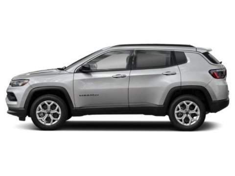 Used 2025 Jeep Compass Limited image 6