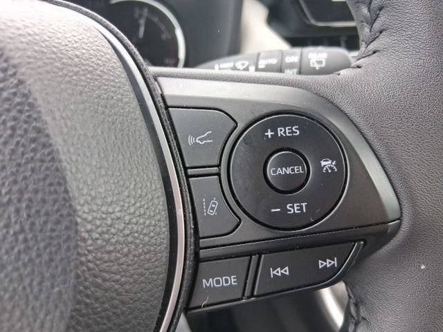 Used 2025 Toyota RAV4 XLE Premium w/ Weather Package AWD/4WD image 17