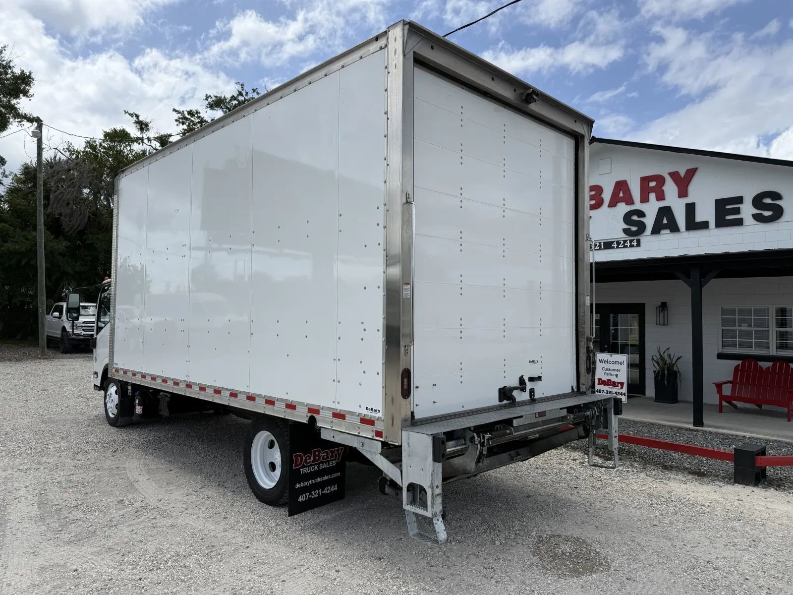 Used 2023 Chevrolet Low Cab Forward 5500XD RWD image 5