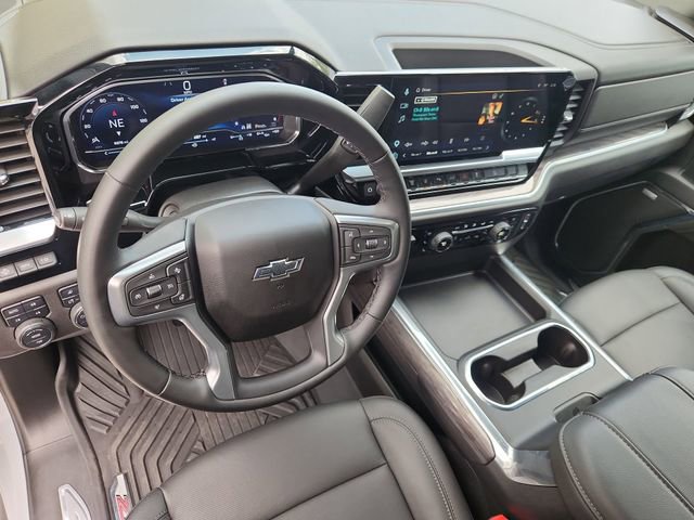 Used 2024 Chevrolet Silverado 2500 LTZ w/ LTZ Plus Package image 10