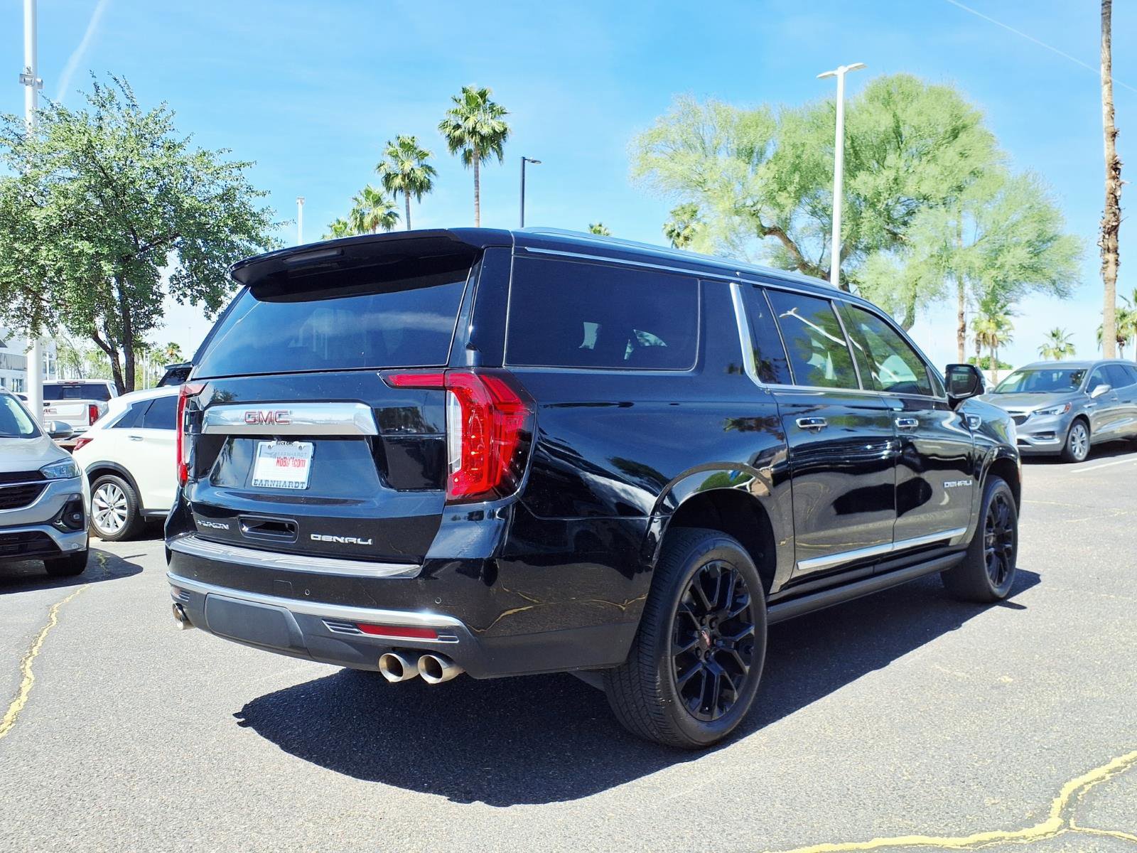 Used 2023 GMC Yukon XL Denali image 5