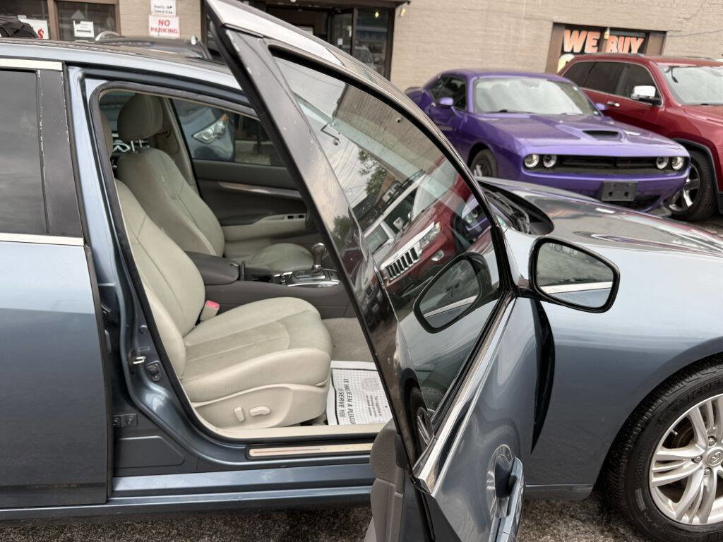 Used 2010 INFINITI G37 Journey w/ Premium Pkg image 19