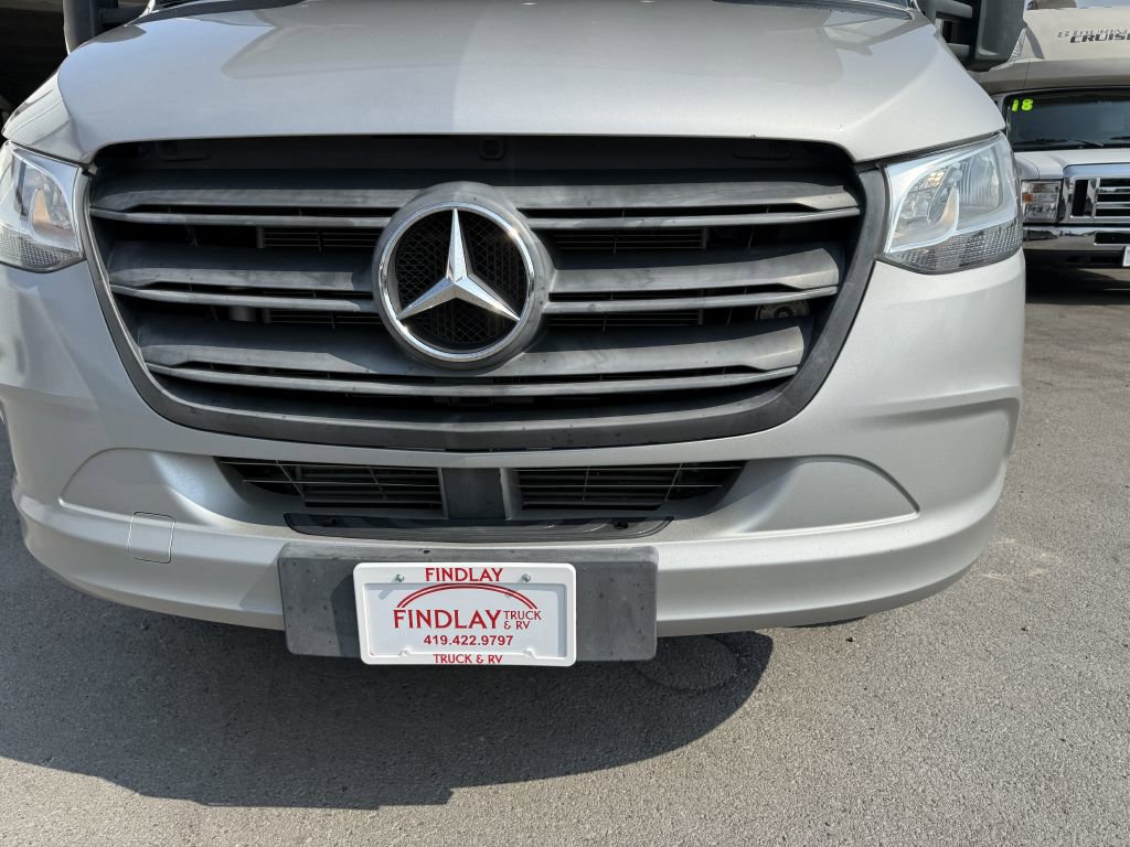 Used 2019 Mercedes-Benz Sprinter 170 image 4