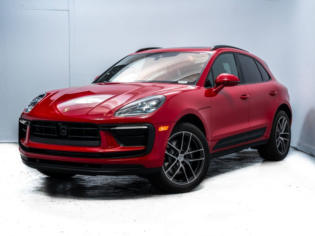 Used 2026 Porsche Macan image 1