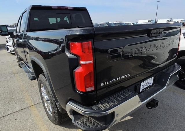 Used 2025 Chevrolet Silverado 3500 LTZ w/ LTZ Premium Package AWD/4WD image 5