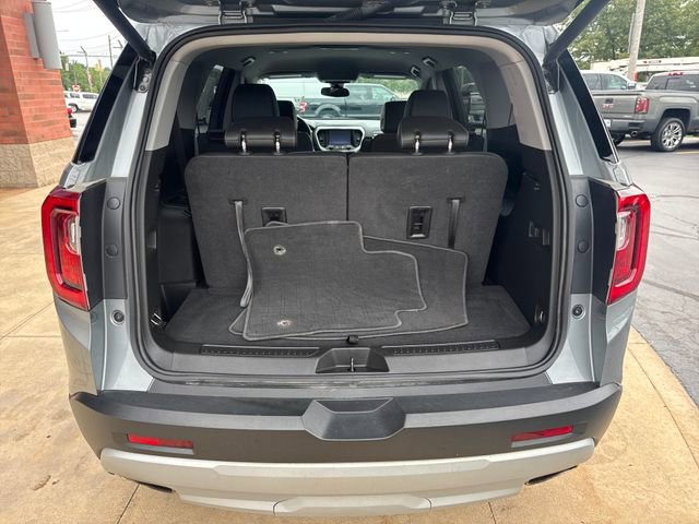 Certified 2023 GMC Acadia SLT w/ Preferred Package image 12
