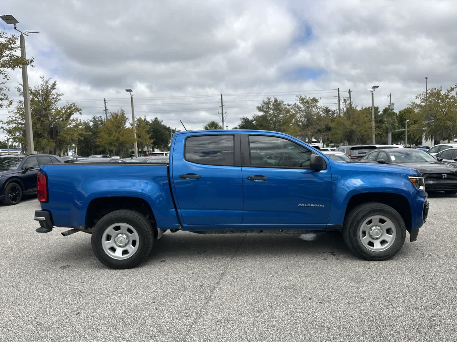 Used 2022 Chevrolet Colorado W/T RWD image 7