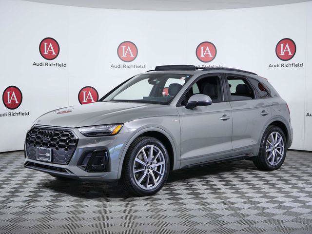 Certified 2023 Audi Q5 e Prestige w/ Prestige Package AWD/4WD image 4