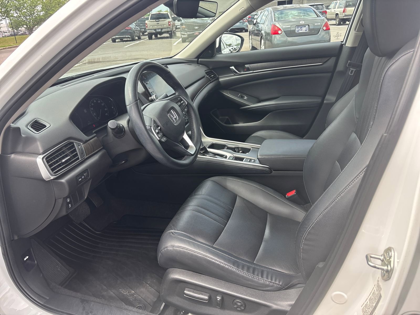 Certified 2018 Honda Accord EX-L image 14