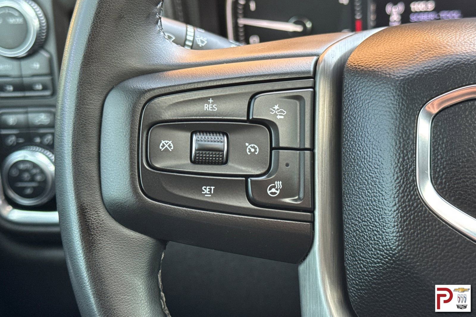 Certified 2023 GMC Sierra 3500 Denali w/ Denali Black Diamond Edition image 28