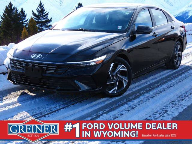 Used 2024 Hyundai Elantra Limited image 1