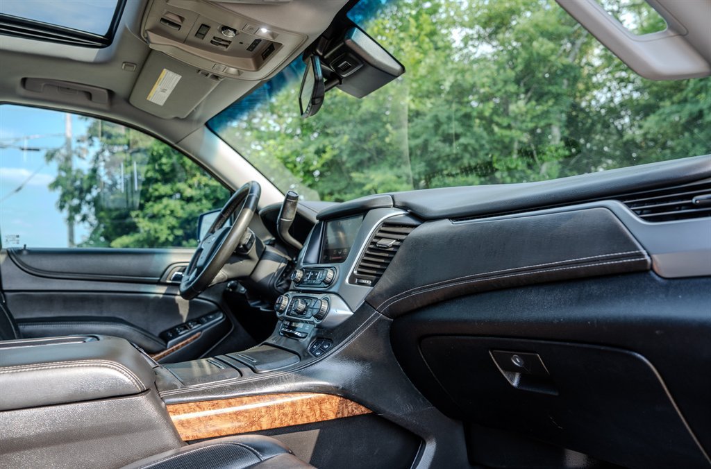 Used 2015 Chevrolet Tahoe LTZ RWD image 34