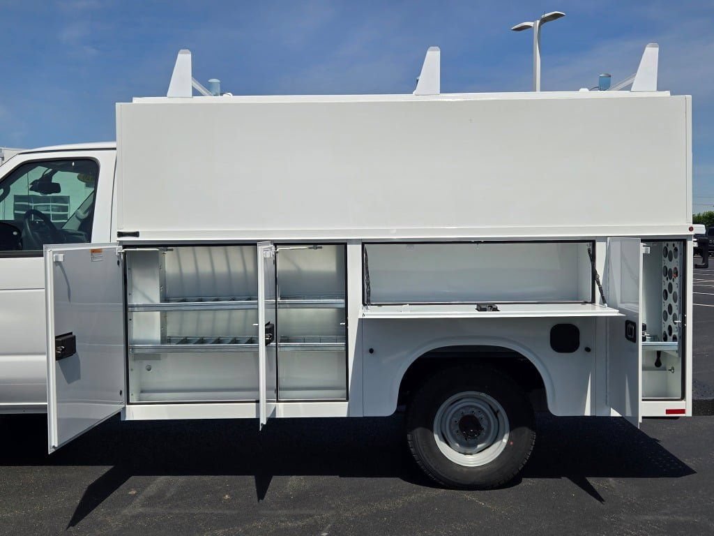 New 2026 Ford E-350 and Econoline 350 Super Duty w/ Power Equipment Group RWD image 20