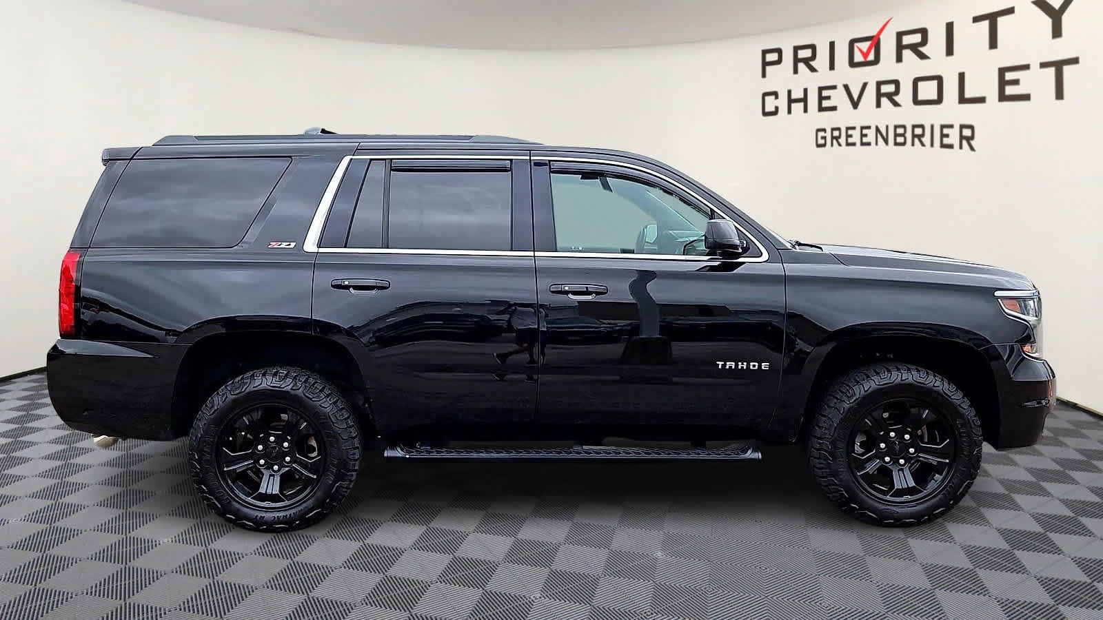 Used 2019 Chevrolet Tahoe LT AWD/4WD image 9