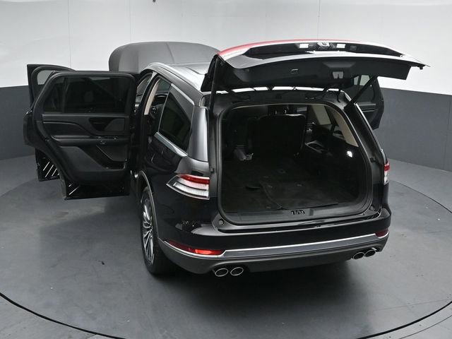 Certified 2023 Lincoln Aviator AWD w/ Premium Package image 58