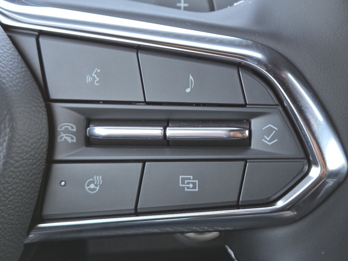 New 2027 Chevrolet Traverse LT AWD/4WD image 35