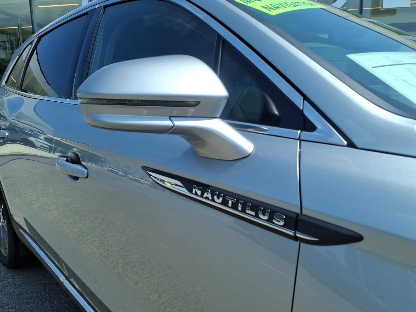 Certified 2022 Lincoln Nautilus Reserve AWD/4WD image 7