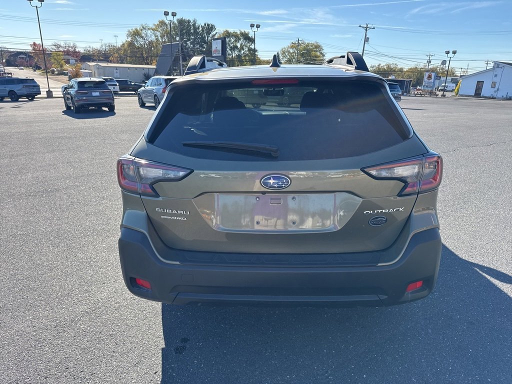 Certified 2025 Subaru Outback Premium image 4