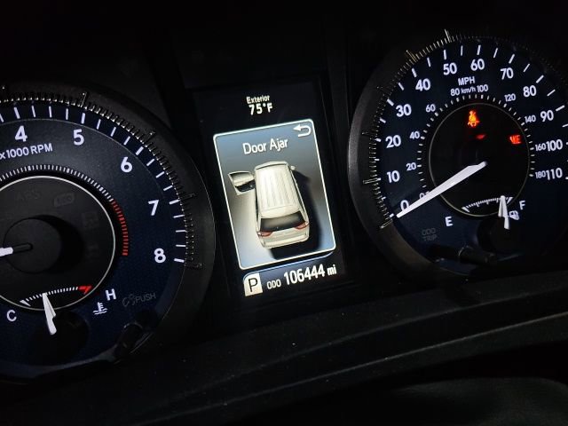 Used 2016 Toyota Sienna XLE w/ XLE Navigation Package image 21