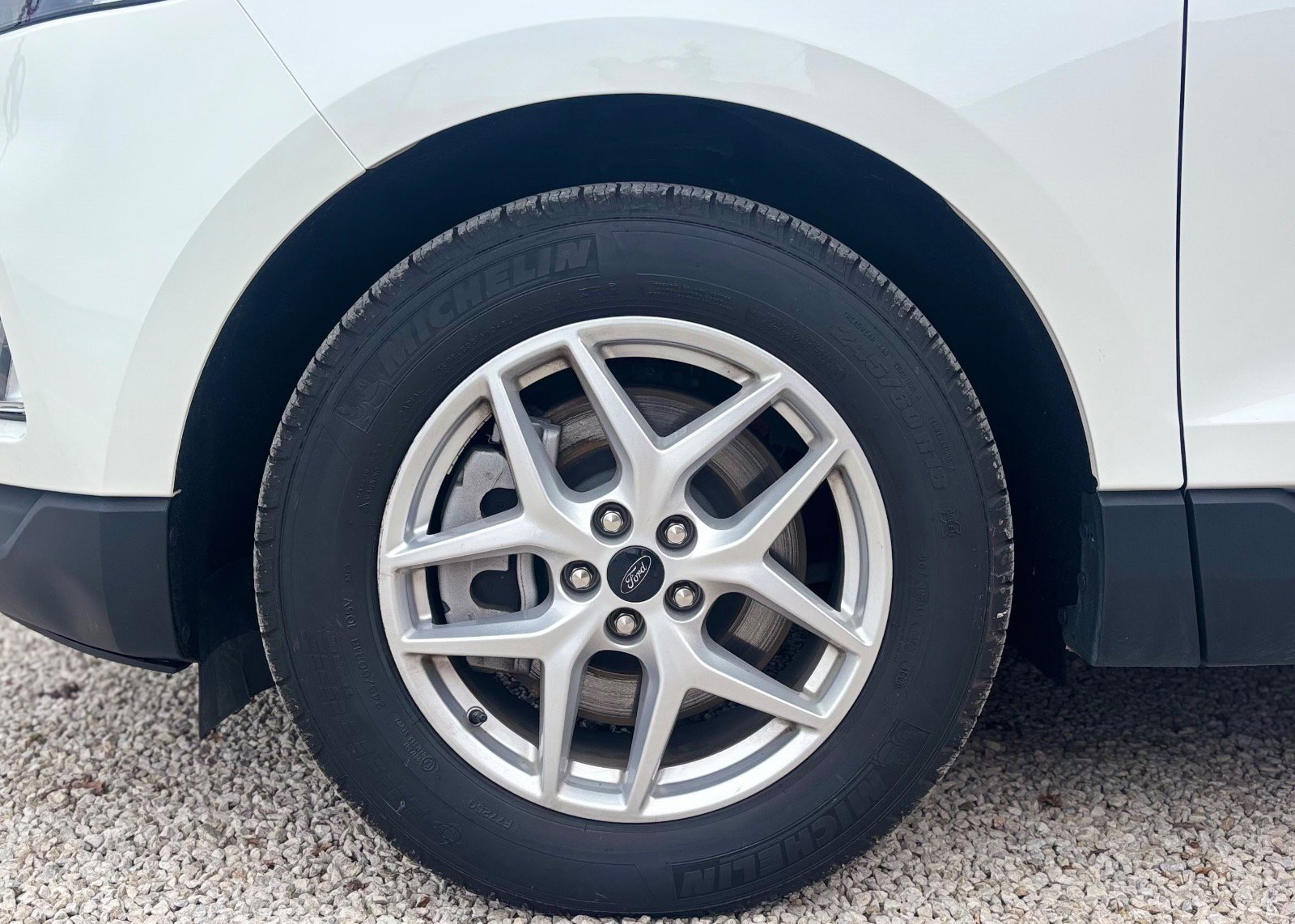 Certified 2024 Ford Edge SEL w/ Convenience Package image 14