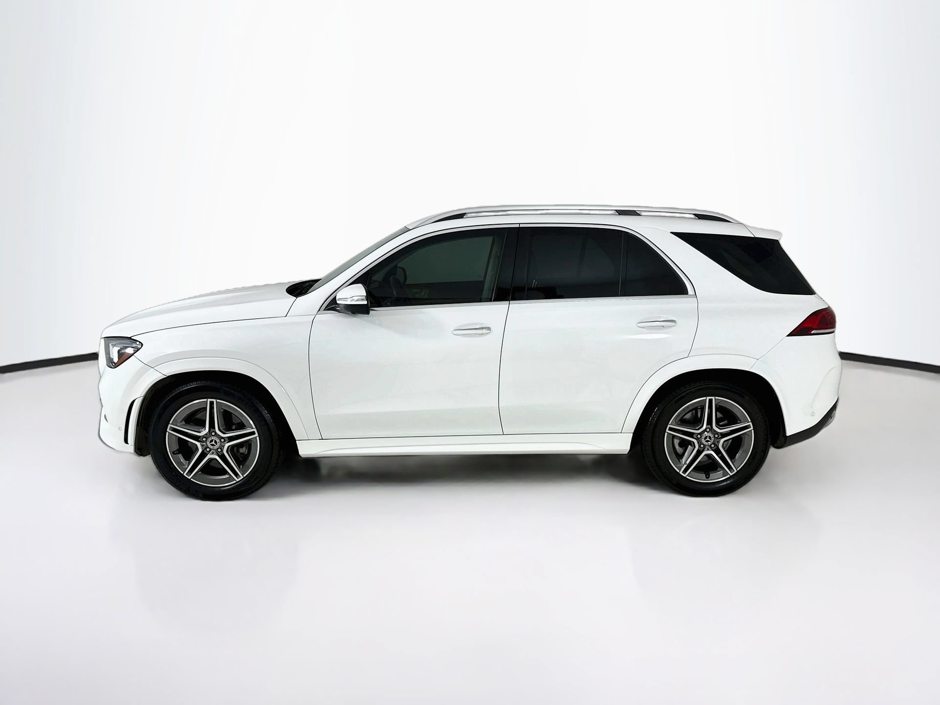 Used 2023 Mercedes-Benz GLE 580 4MATIC image 5
