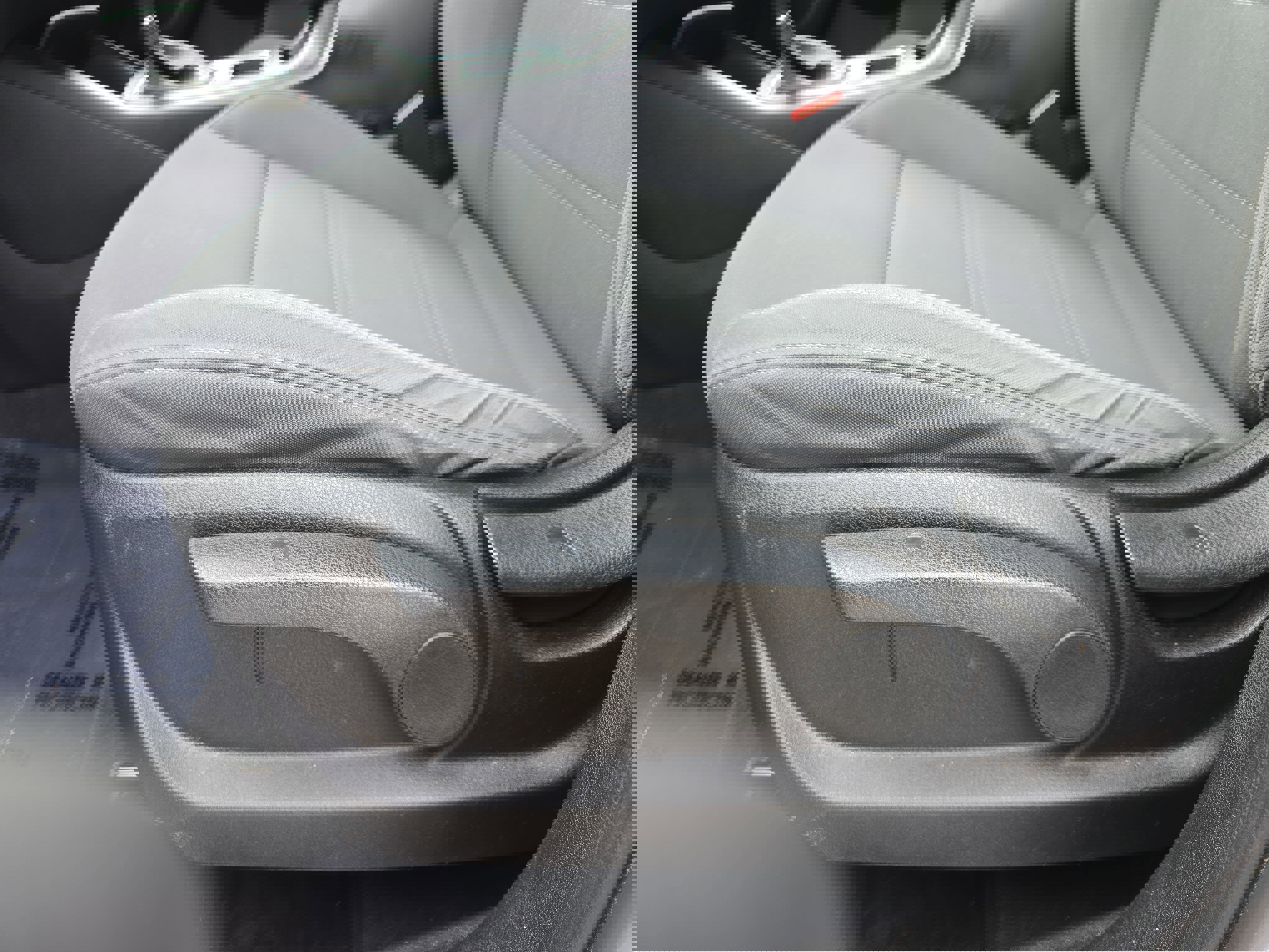 Used 2016 Kia Sorento LX image 31