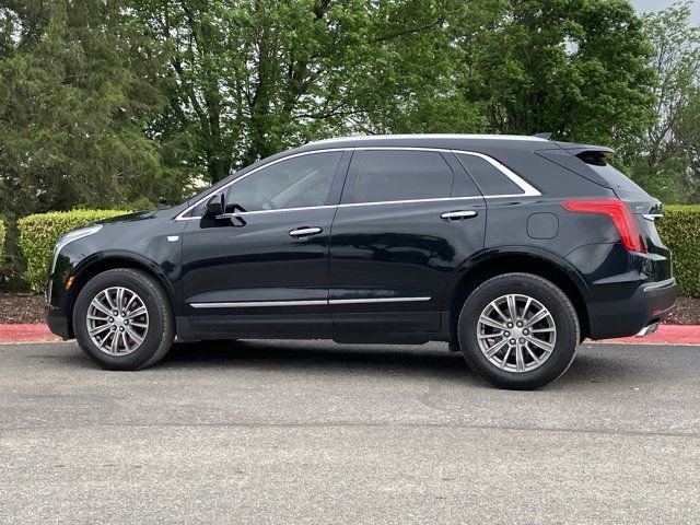 Used 2018 Cadillac XT5 Luxury w/ Driver Awareness Package image 9