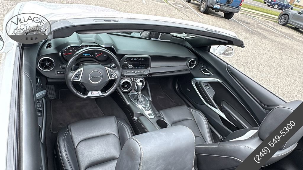 Used 2018 Chevrolet Camaro LT RWD image 22
