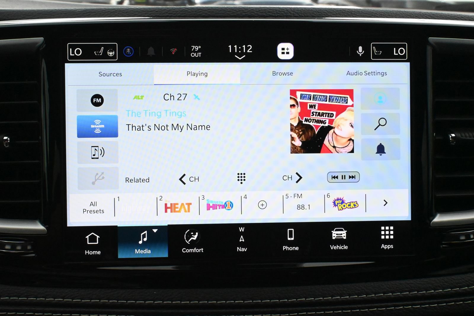 New 2027 Chrysler Pacifica Limited AWD/4WD image 14