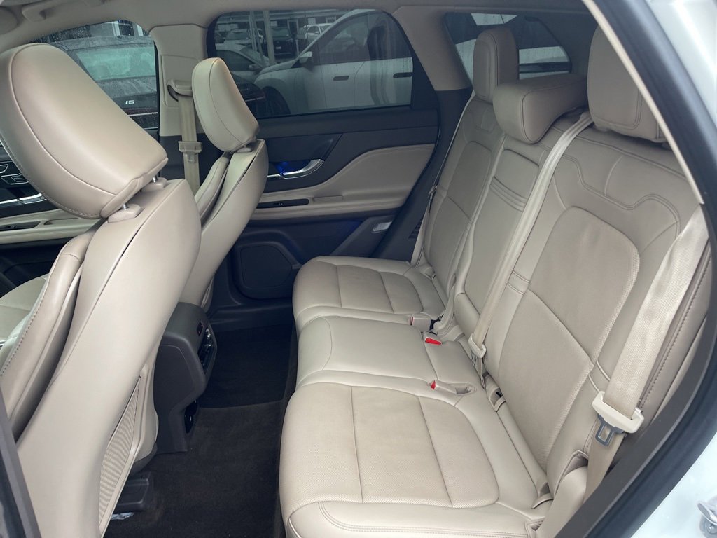 Used 2021 Lincoln Corsair Reserve w/ Equipment Group 201A image 29