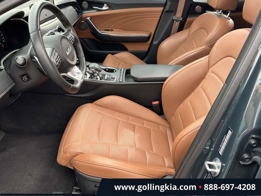 Certified 2023 Kia Stinger GT2 w/ Option Group 020 image 17