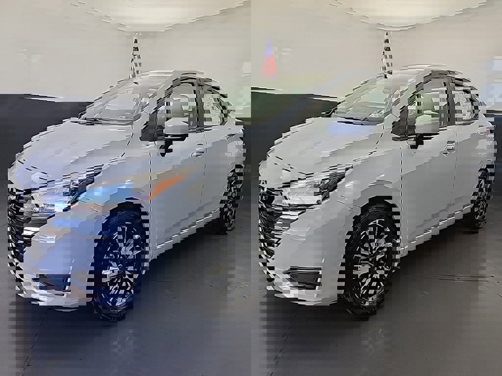 New 2025 Nissan Versa SV w/ Trunk Package image 3